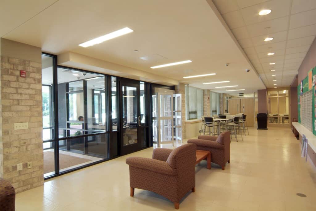 Hofstra Graduate Residence Hall Entry