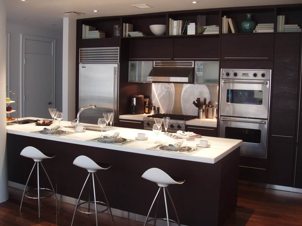 34 Leonard Apartment