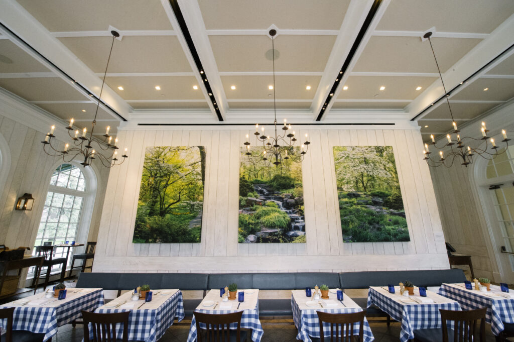 Hudson Garden Grill Dining