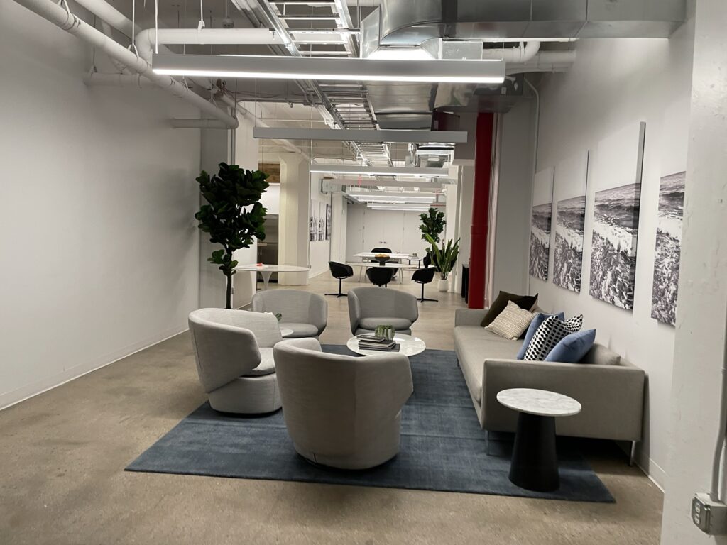 150 Bay Street Seating