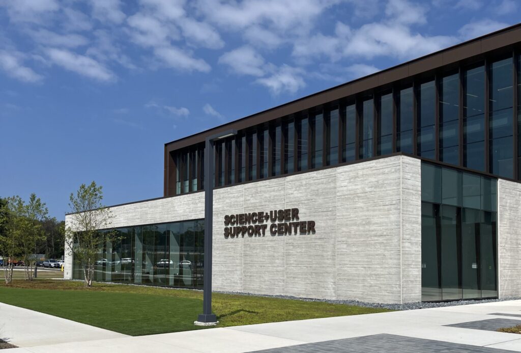 BNL Science User Support Center Signage