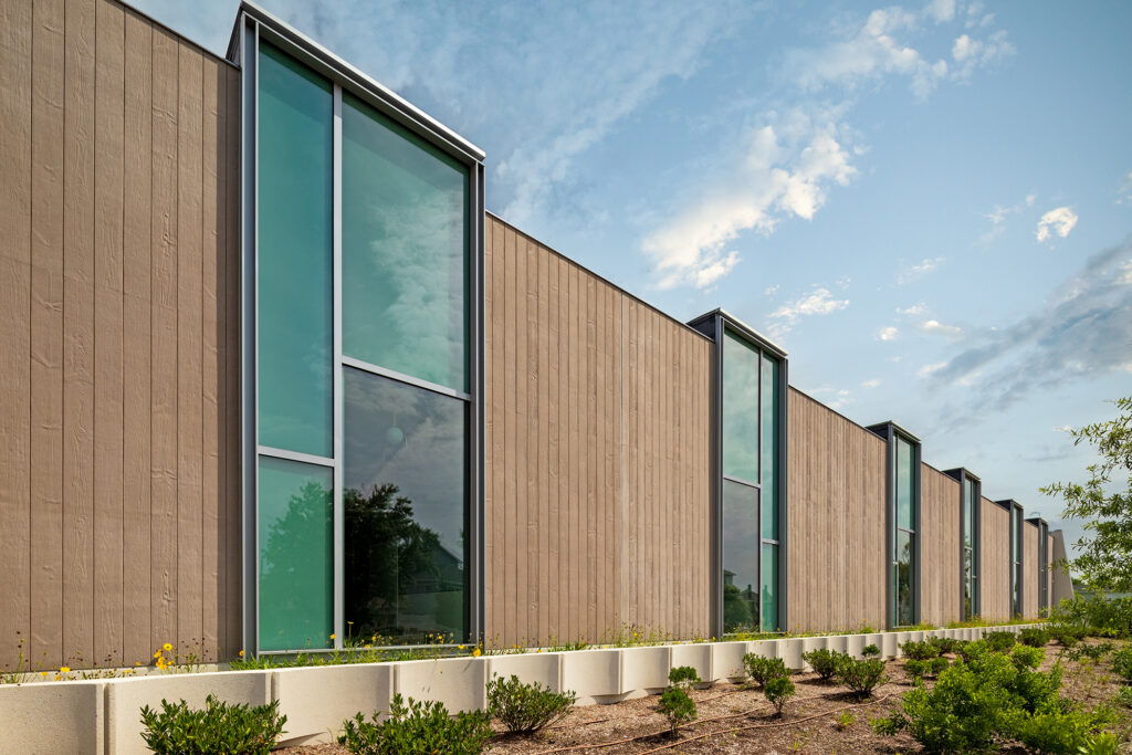 Long Beach Medical Arts Pavilion Paneling