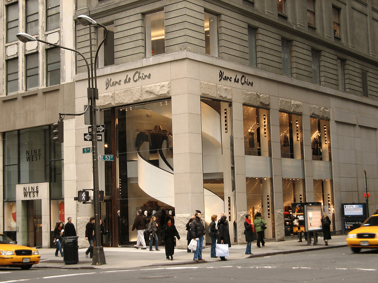 Blanc de Chine Exterior