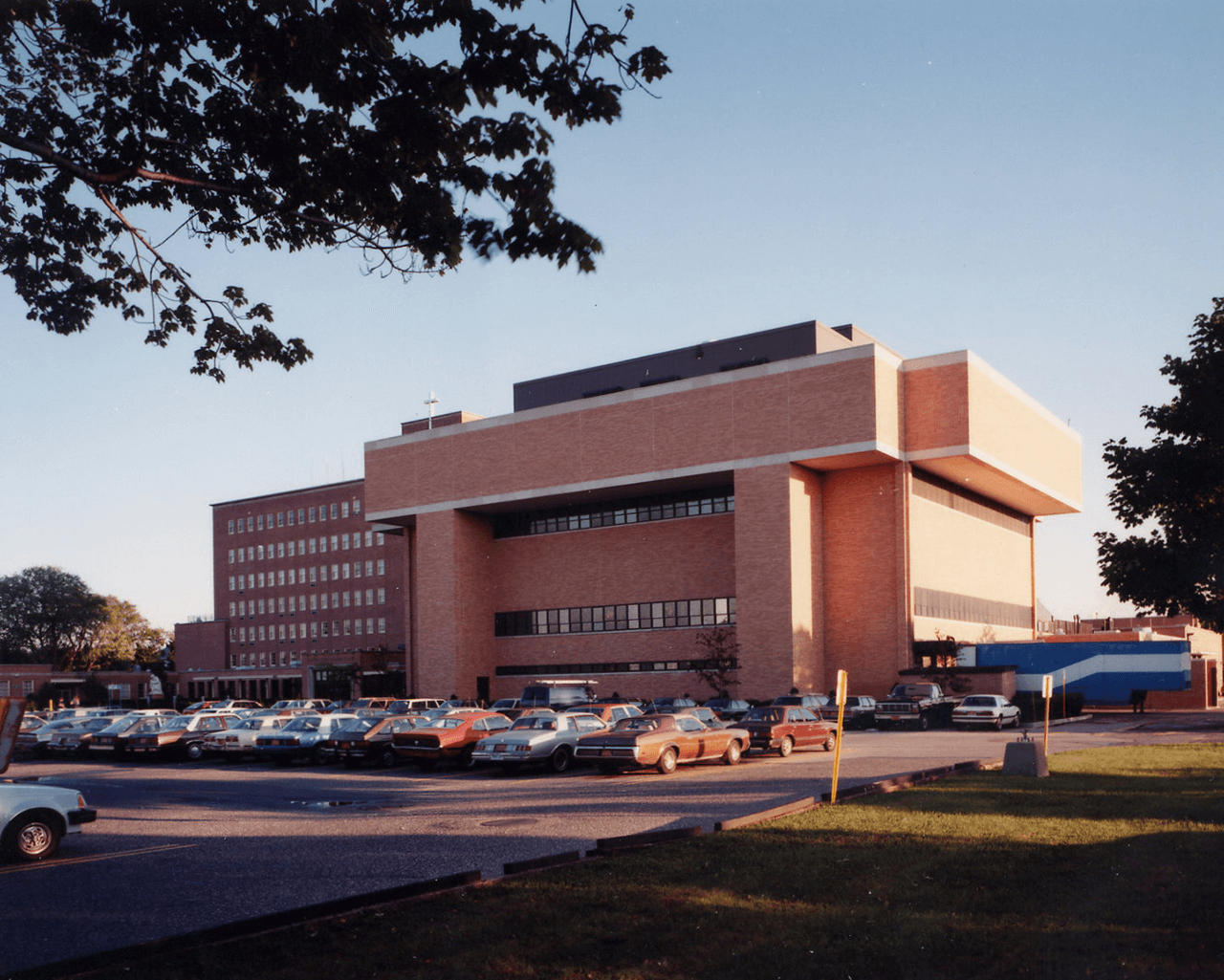 Good Samaritan University Hospital Building