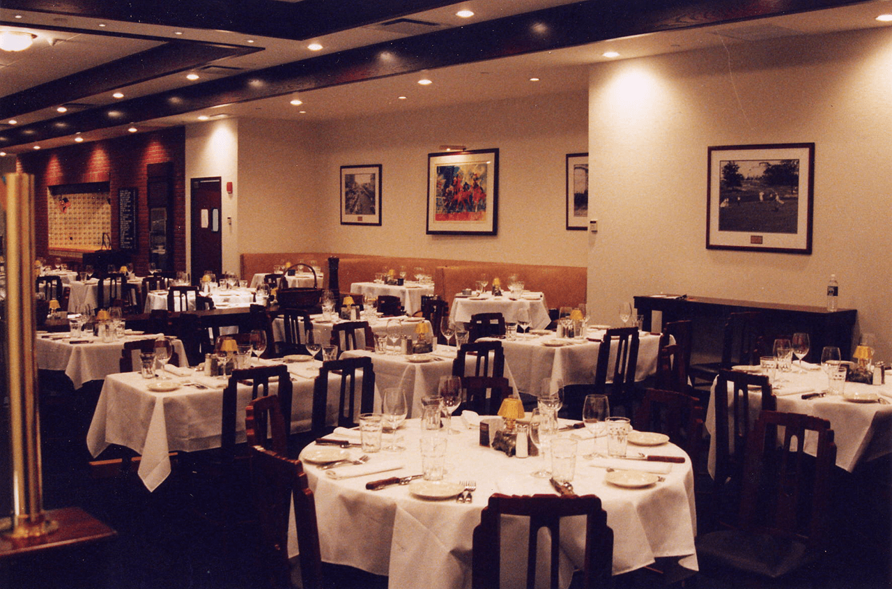 Mortons Steakhouse Dining