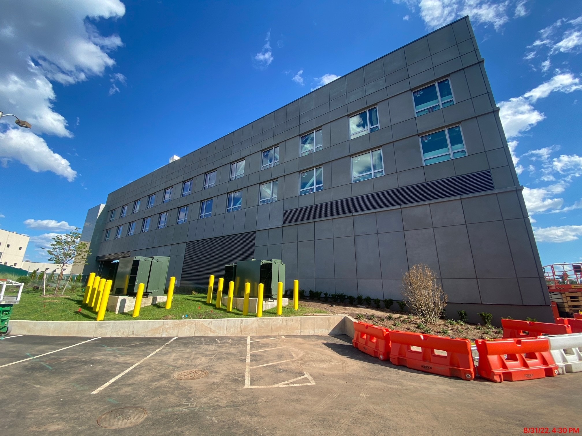 Northwell Health Staten Island University Hospital Building