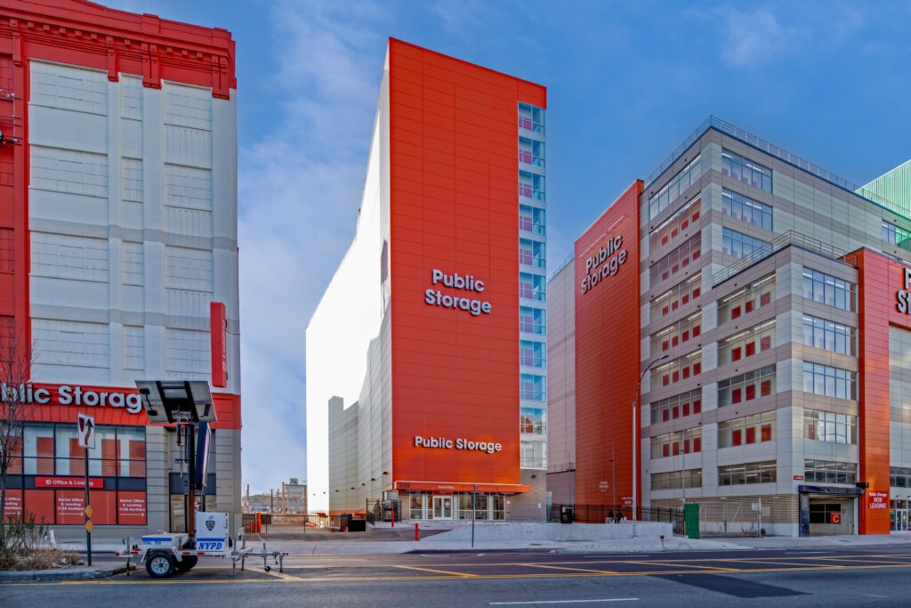 Public Storage Long Island City Exterior