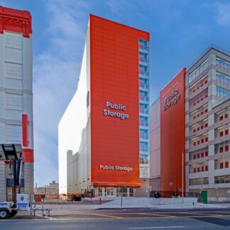 Public Storage Long Island City Exterior